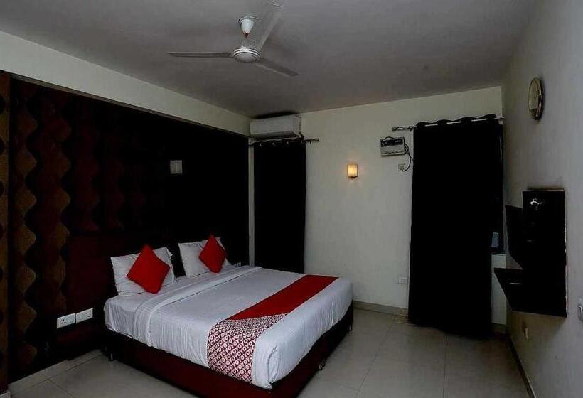 Triple Classic Room, Collection O Hotel Himalaya