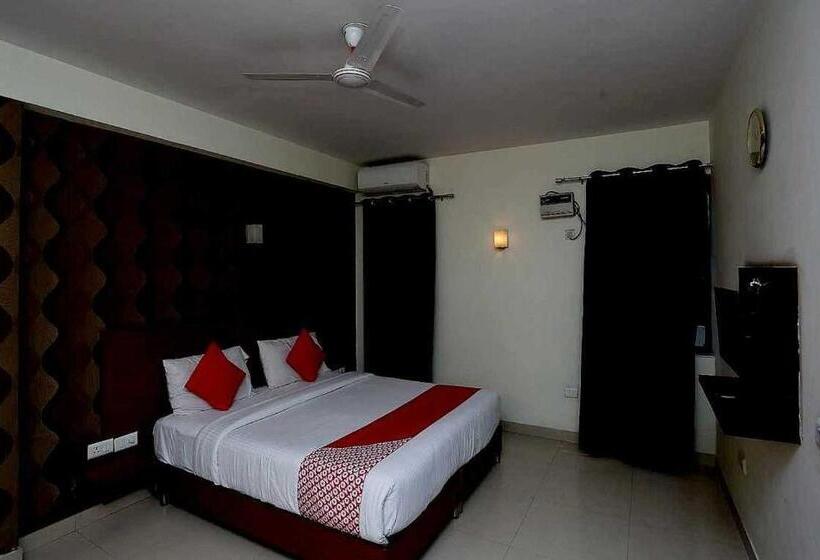 Triple Classic Room, Collection O Hotel Himalaya