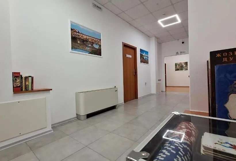 تختخواب در اتاق مشترک, Hostel Canto