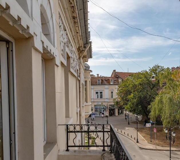 تختخواب در اتاق مشترک, Hostel Canto