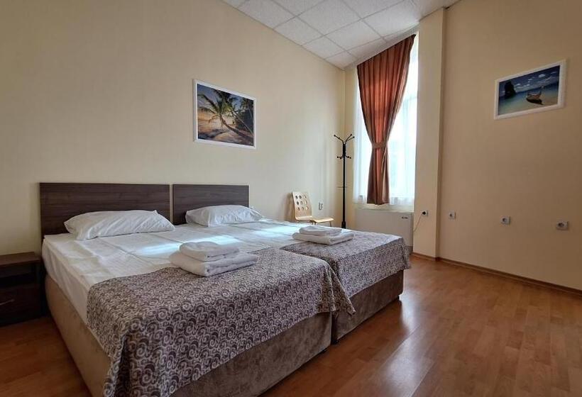 חדר סטנדרט חדר אמבטיה משותף, Hostel Canto