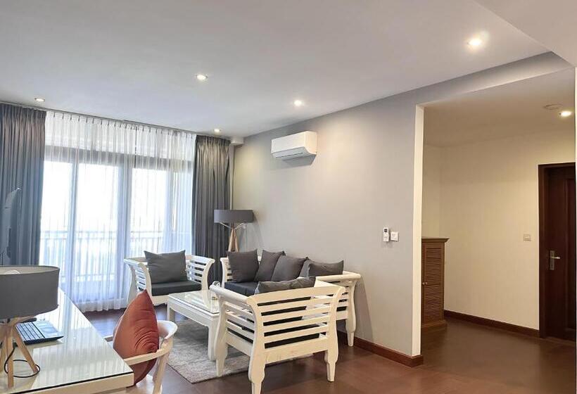 Номер Стандарт Трехместный, Jaya Suites