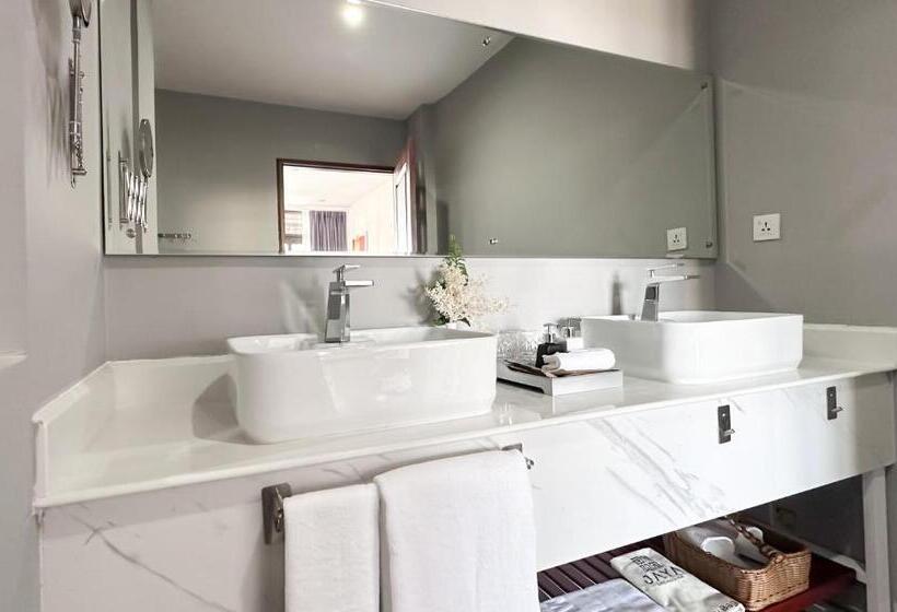 Люкс 2 Спальни, Jaya Suites