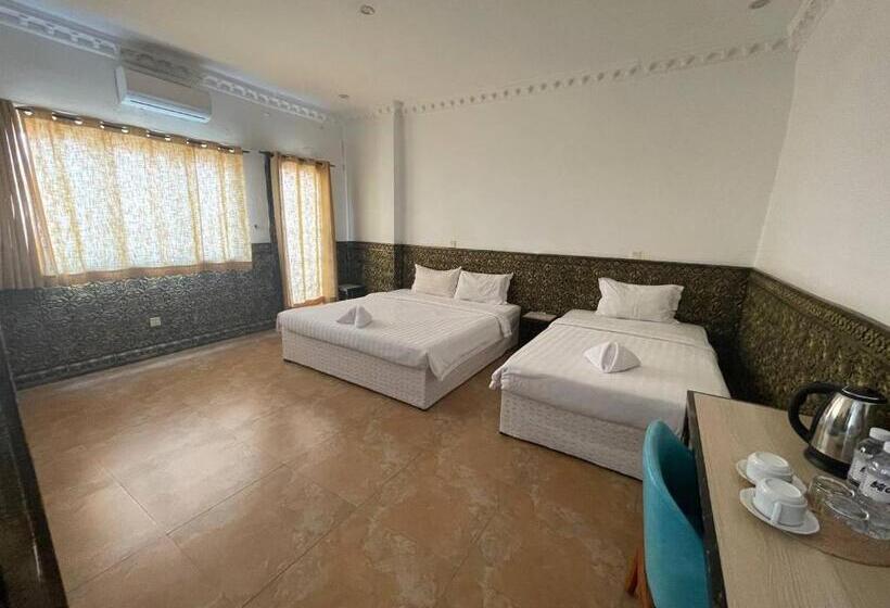 标准间, Le Casablanca