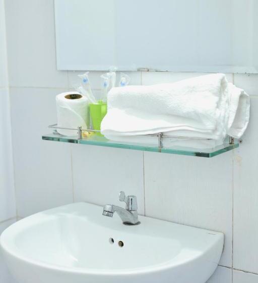اتاق استاندارد با بالکن, Shine Riverside Homestay