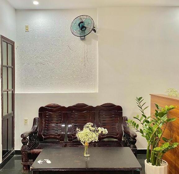 اتاق استاندارد با بالکن, Shine Riverside Homestay