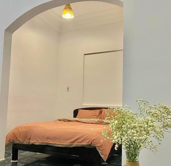 اتاق استاندارد با بالکن, Shine Riverside Homestay