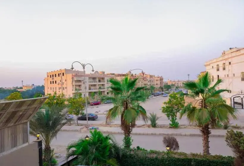 اتاق لوکس با چشم‌انداز باغ, The Villa 604 Powered By Look