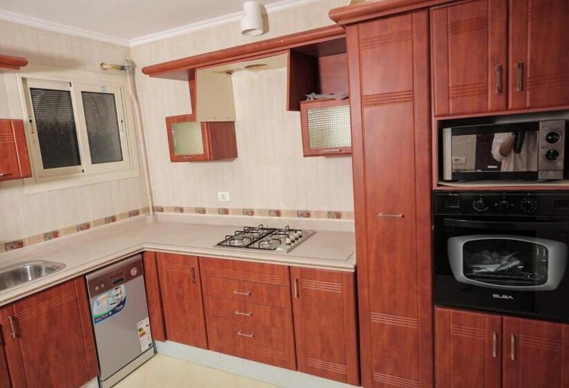 1 Bedroom Penthouse Apartment, The Villa 604 Powered By Look