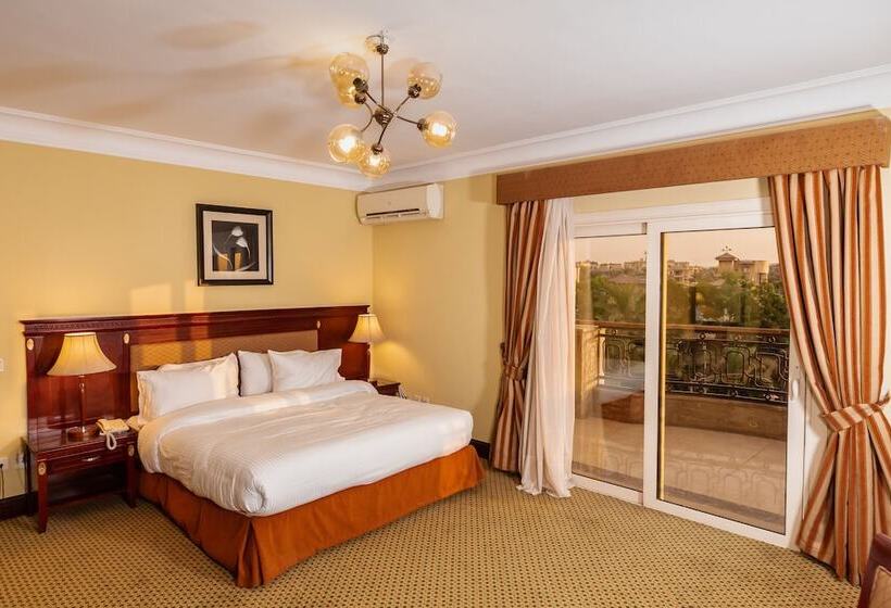 اتاق لوکس با چشم‌انداز استخر, The Villa 604 Powered By Look