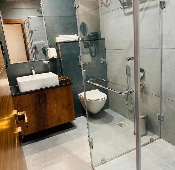 اتاق استاندارد با تخت بزرگ, The Love Passion Karma Club & Resort