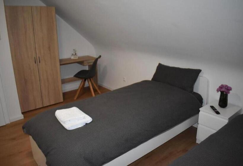 スタンダードルーム, Pension Bären