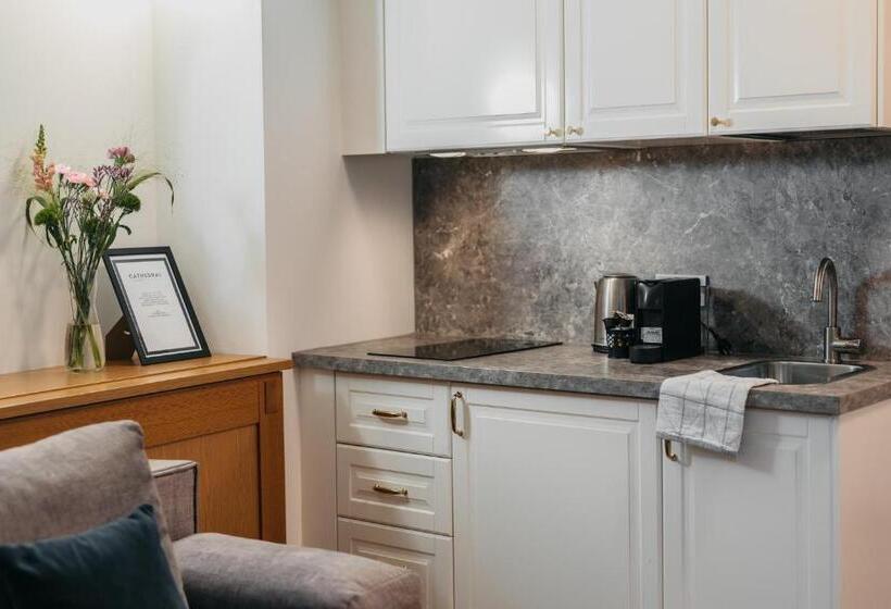 سوییت خانوادگی, Cathedral Apartments Self Check In