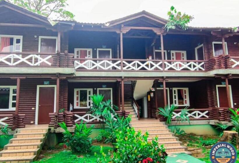 Четырехместный Номер Стандарт, Imperial Wood