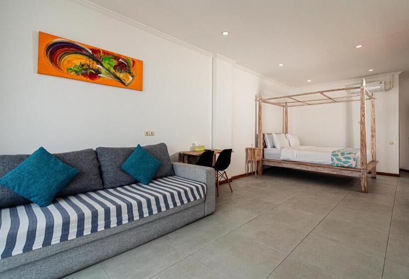 Студия Стандарт, Komodo Suites Downtown Managed By Cpm Bali