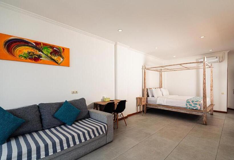 Студия Стандарт, Komodo Suites Downtown Managed By Cpm Bali
