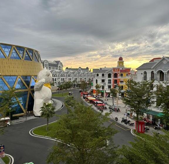اتاق لوکس با بالکن, Mộc Lâm Homestay Grandworld Phú Quốc