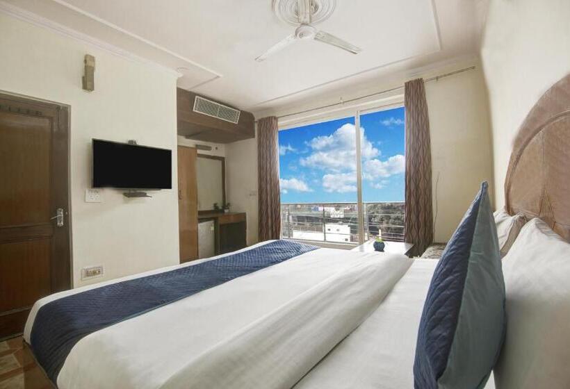 デラックスルーム, The Eden Park