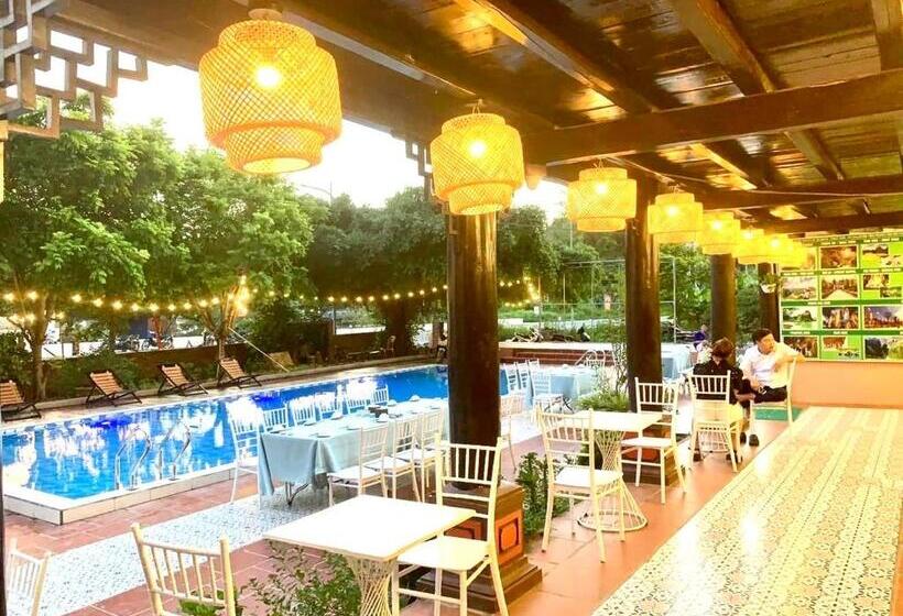 اتاق لوکس با چشم‌انداز دریا, Woodstock Beach Camp