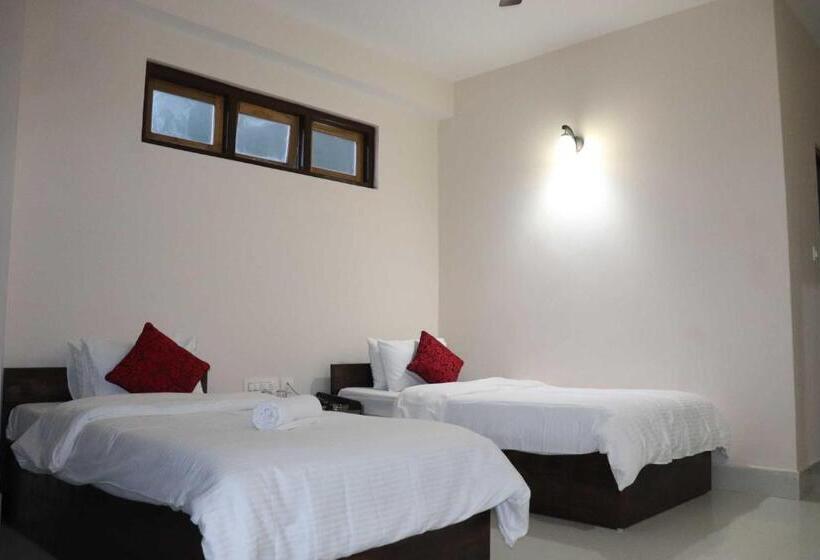 Triple Classic Room, Soltee