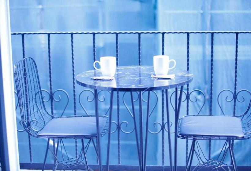 اتاق لوکس با بالکن, Taksim Nacre 360 Suit