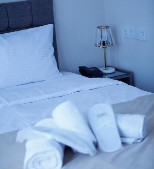 اتاق لوکس با بالکن, Taksim Nacre 360 Suit