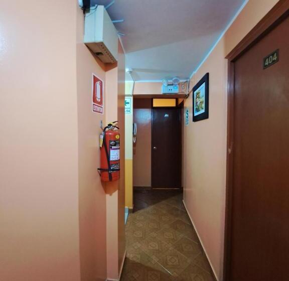 スタンダードルーム, Hospedaje Leo