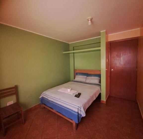 スタンダードルーム, Hospedaje Leo