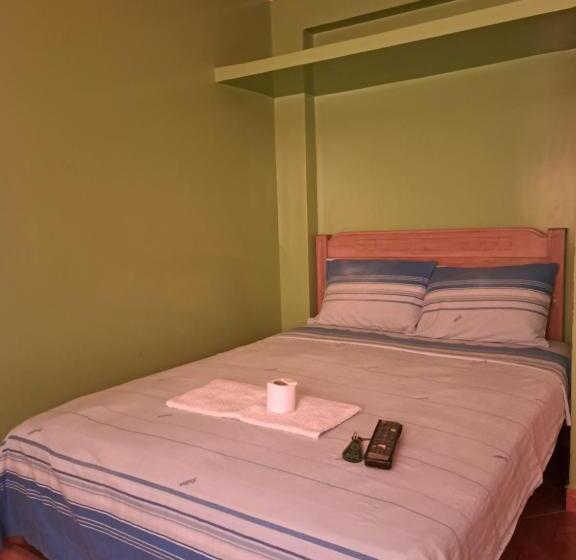 スタンダードルーム, Hospedaje Leo