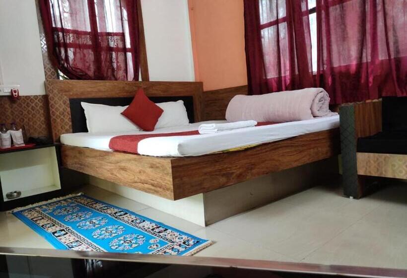 Номер Стандарт, Jaldapara Wild Huts By Stayapart