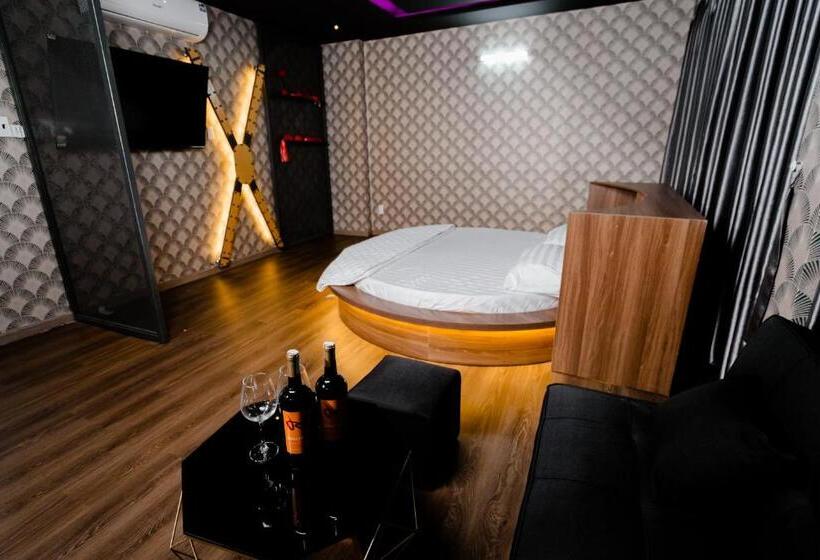 اتاق استاندارد با تخت بزرگ, Viking