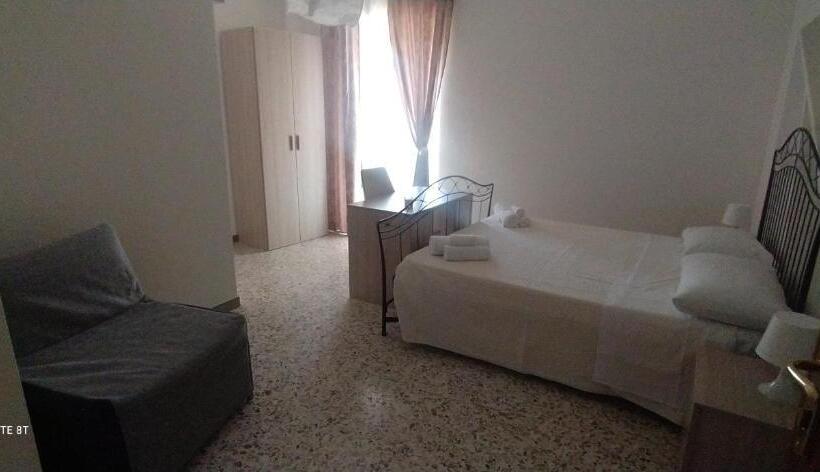 חדר סטנדרט לשלושה, Il Sospiro B&b