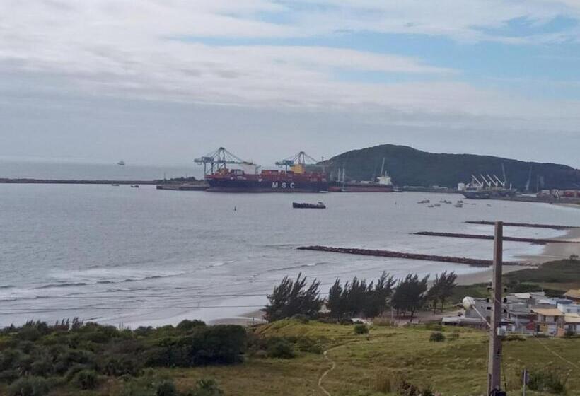 家庭间, Hospedaria Mirante Da Maré Ap8