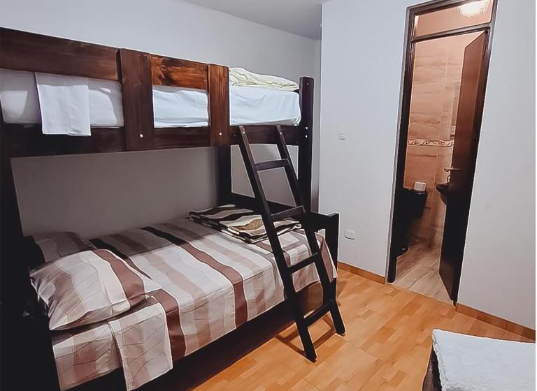 Habitación Triple Estándar, Killari Hospedaje Puro Jita