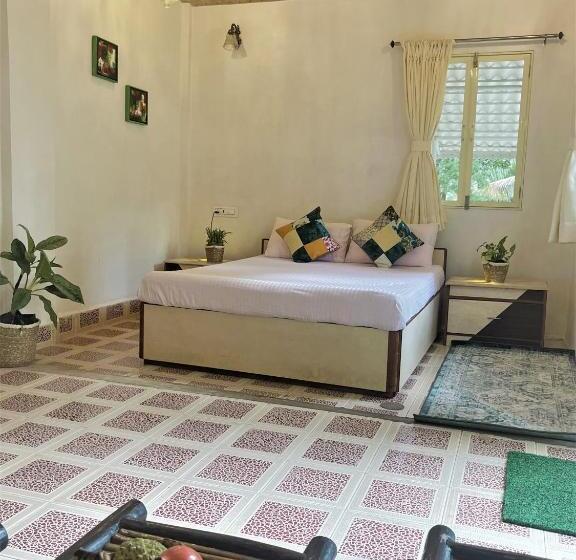 חדר דלוקס, Sukriti Farms