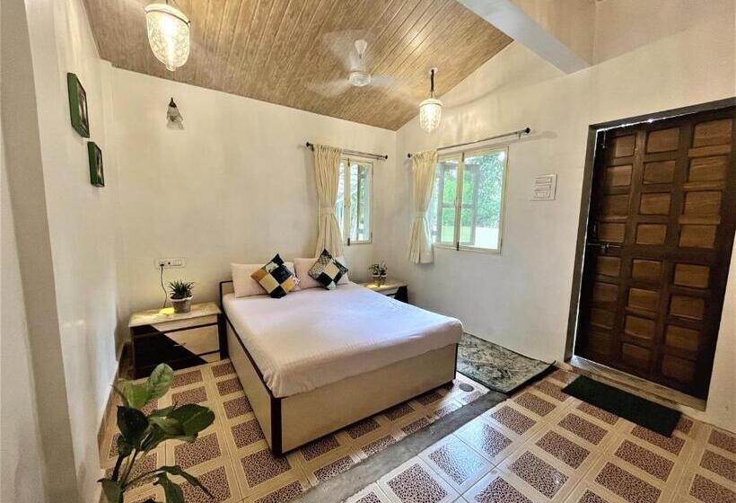 חדר דלוקס, Sukriti Farms