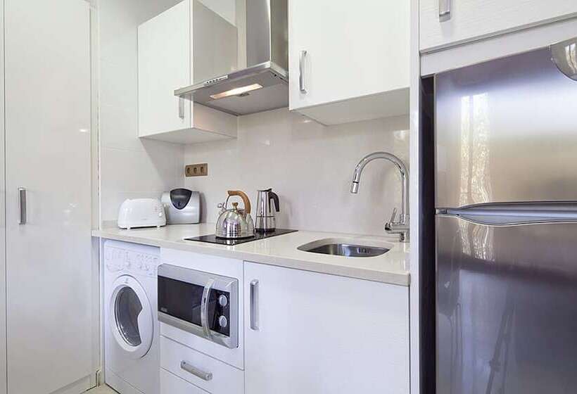 استودیو استاندارد با بالکن, Aparthotel Rambla108