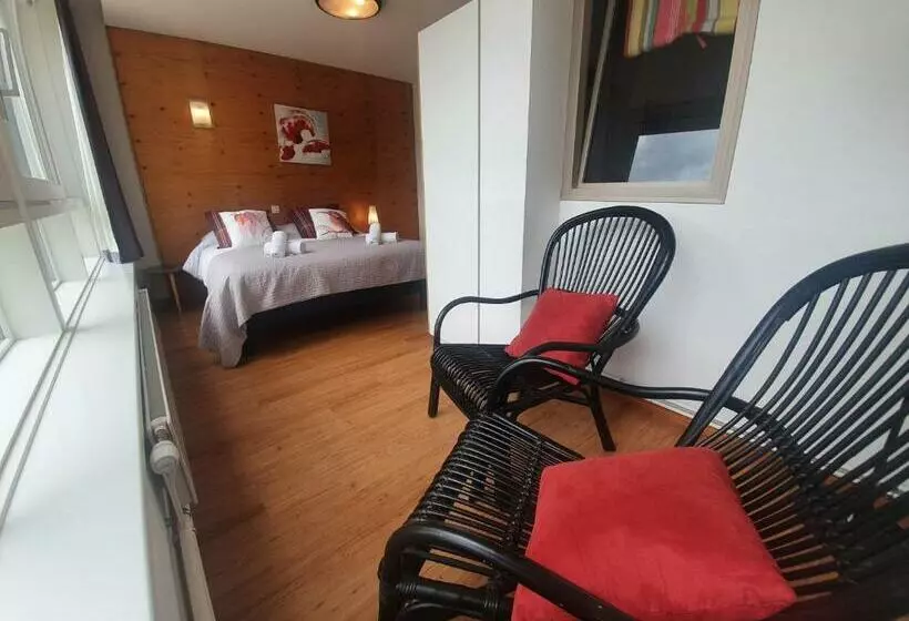 استودیوی استاندارد با چشم‌انداز دریا, Appart Hôtel Lido Au Bord De L Eau