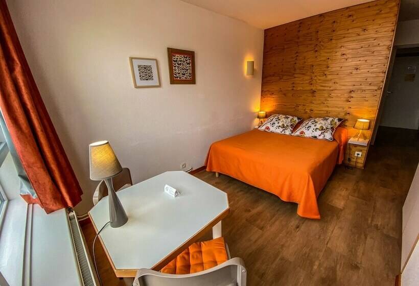 Comfort studio with lake view, Appart Hôtel Lido Au Bord De L Eau