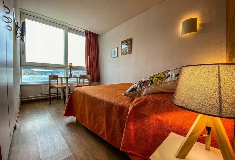 Comfort studio with lake view, Appart Hôtel Lido Au Bord De L Eau