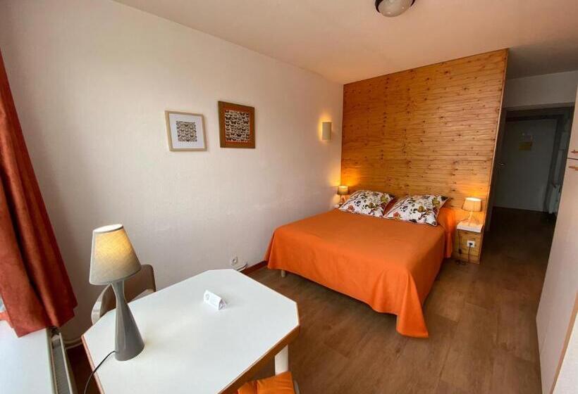 Comfort studio with lake view, Appart Hôtel Lido Au Bord De L Eau