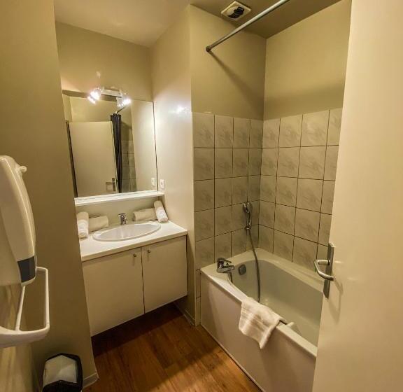 Comfort studio with lake view, Appart Hôtel Lido Au Bord De L Eau