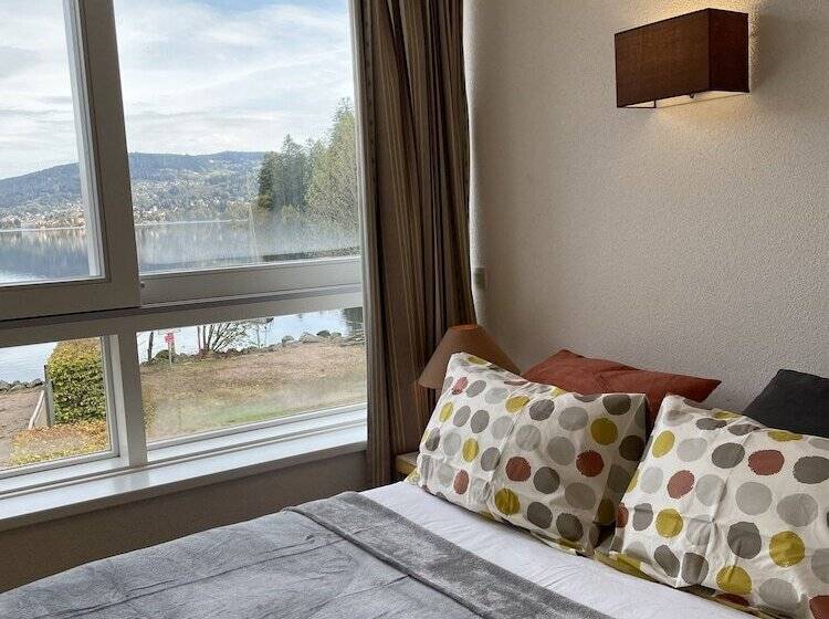 Standard studio with lake view, Appart Hôtel Lido Au Bord De L Eau