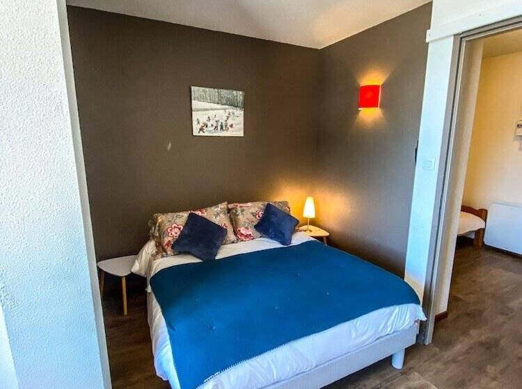Standard studio with lake view, Appart Hôtel Lido Au Bord De L Eau