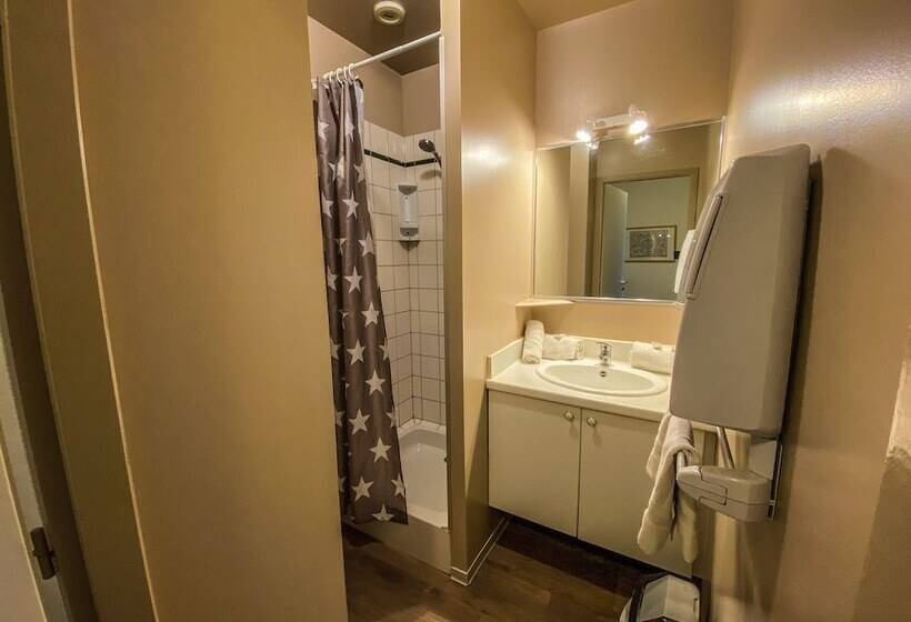 Standard studio with lake view, Appart Hôtel Lido Au Bord De L Eau