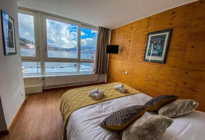 Comfort studio with lake view, Appart Hôtel Lido Au Bord De L Eau