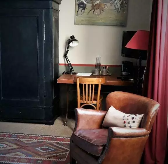 ガーデンビュースタンダードルーム, Chambres D Hôtes Maison La Porte Rouge