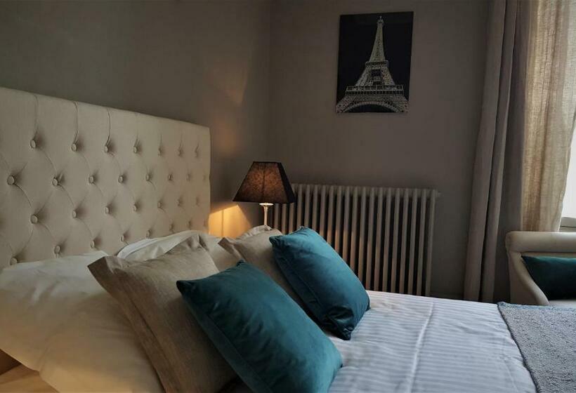 Номер Стандарт Вид на Бассейн, Chambres D Hôtes Maison La Porte Rouge