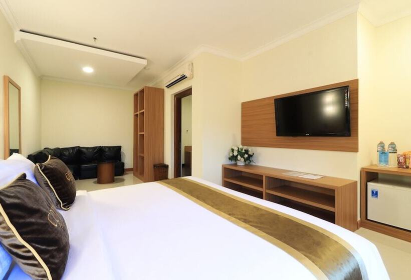 جناح جونيور, Coins Hotel Jakarta