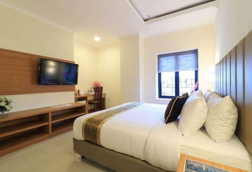 جناح جونيور, Coins Hotel Jakarta